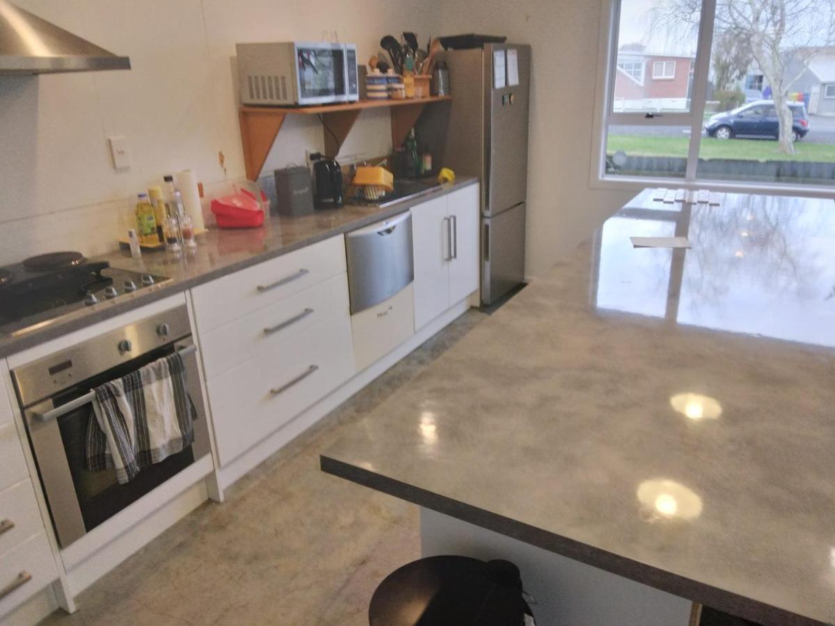 Magnolia House Appartement Featherston Buitenkant foto