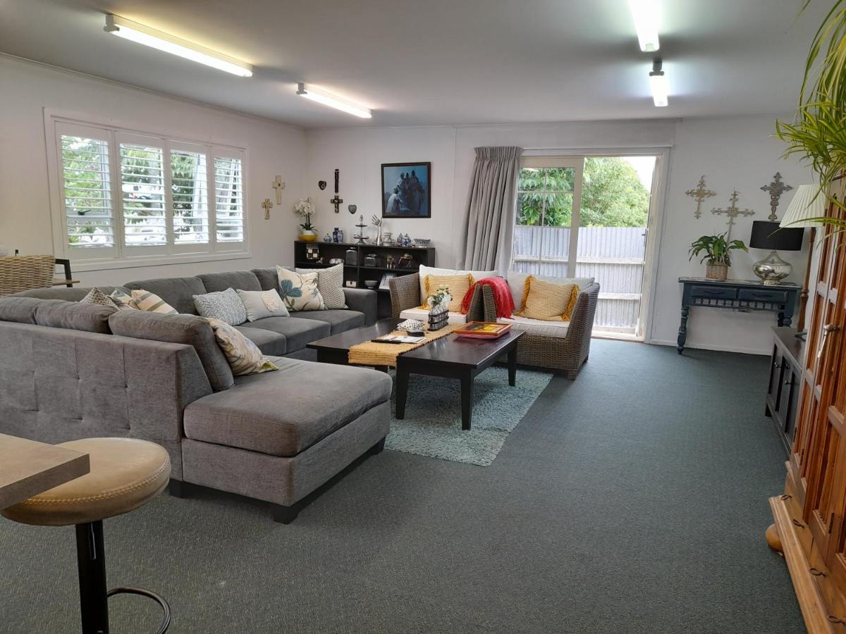 Magnolia House Appartement Featherston Buitenkant foto
