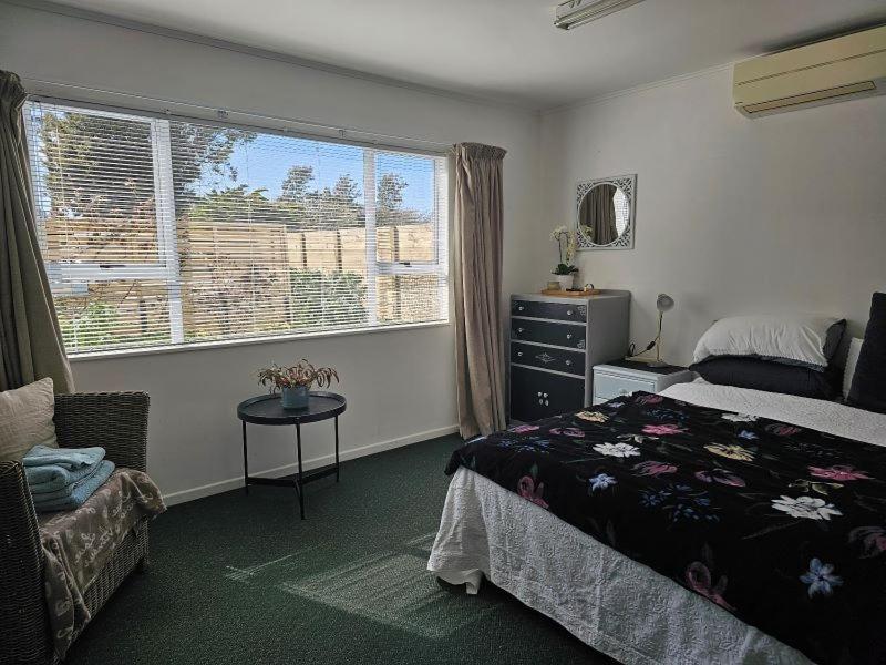 Magnolia House Appartement Featherston Buitenkant foto
